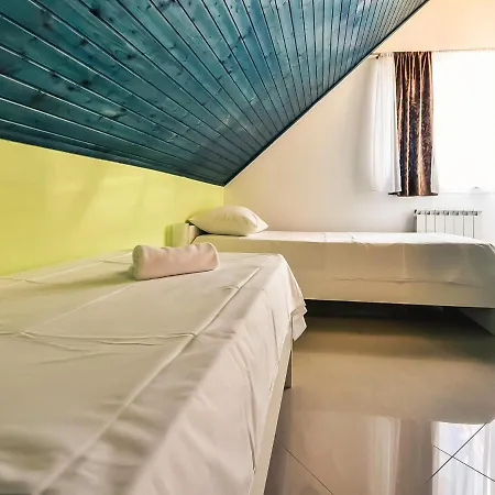 Appartement Skroco By Interhome