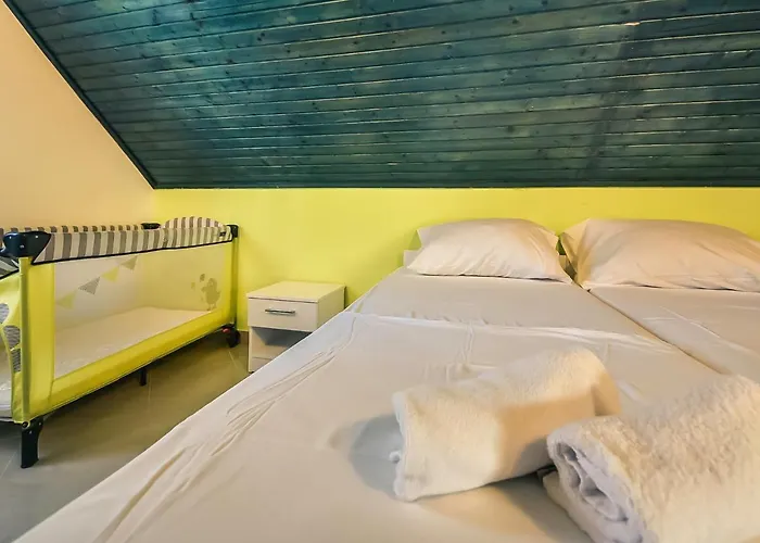 Skroco-4 By Interhome * Maslenica